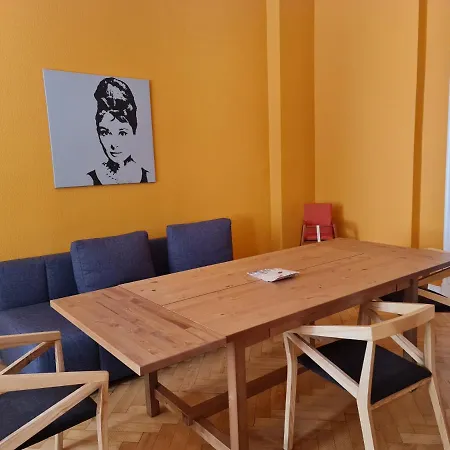 Cityappartement Am Theaterplatz 아파트