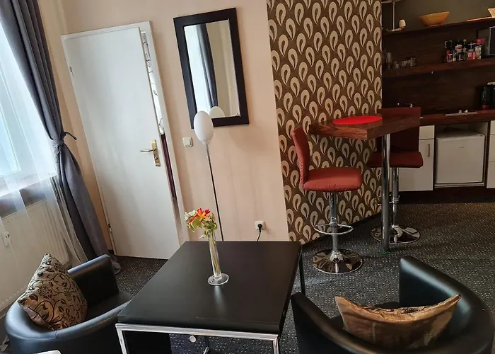 Апартаменты Cityappartement Am Theaterplatz *